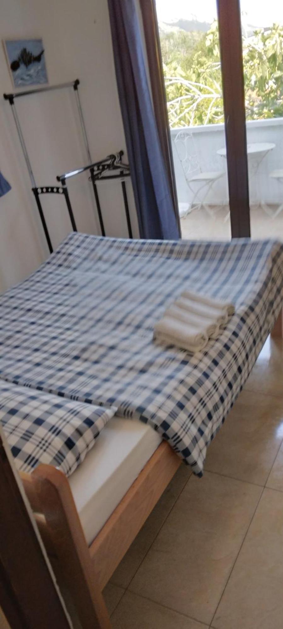 Apartment S Pogledom Na *