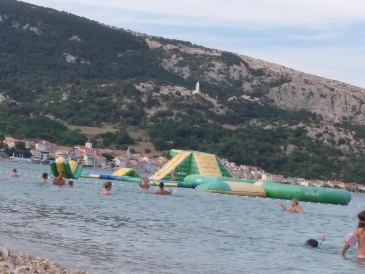 S Pogledom Na Apartment Baška