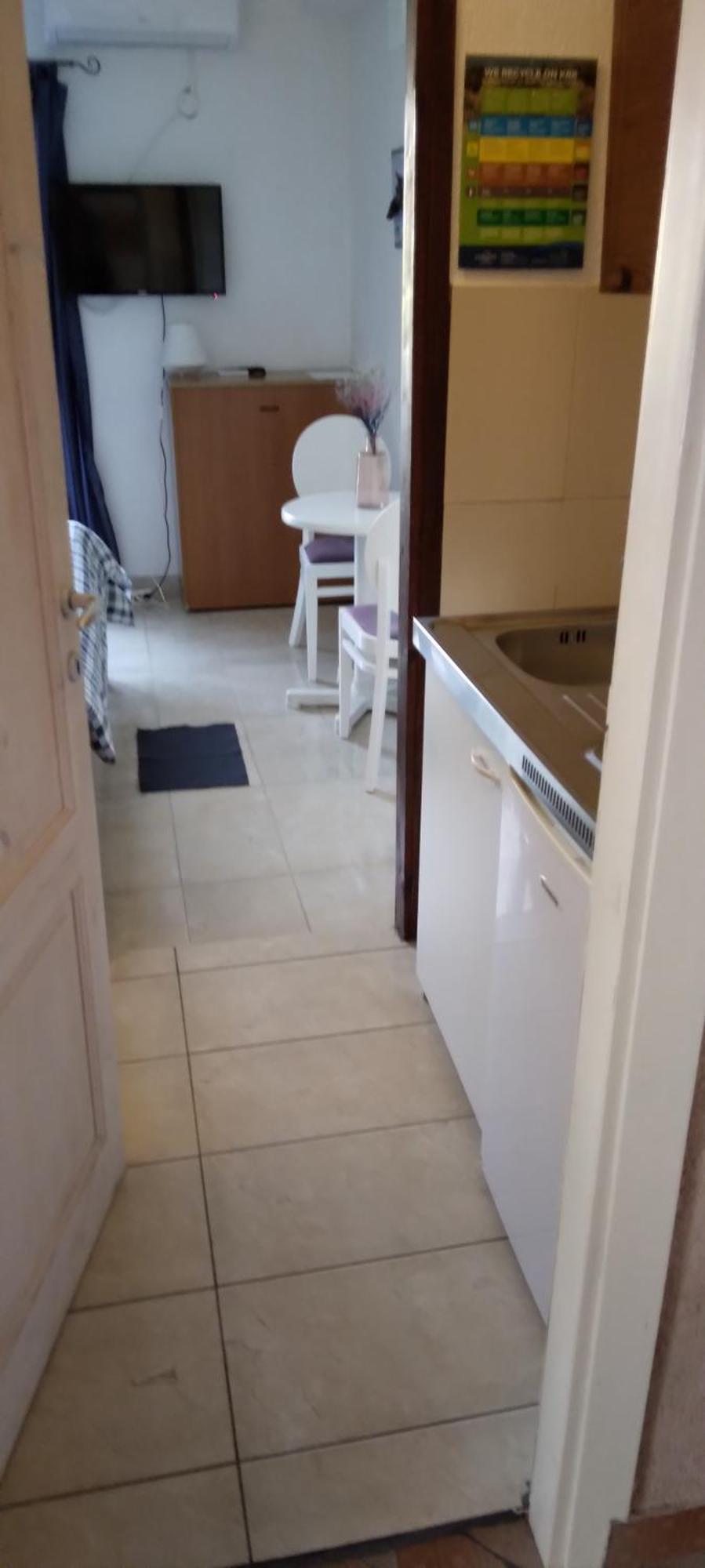 Apartment S Pogledom Na *